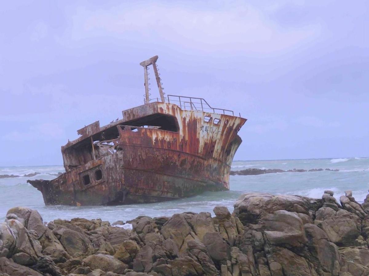 Dee'S Place Hotell Agulhas Exteriör bild